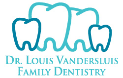 Dr. Louis Vandersluis Fami